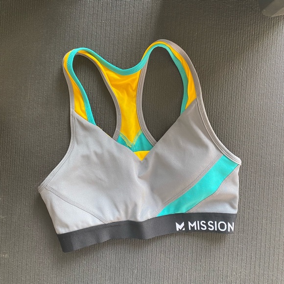 MISSION Sports Bra - M - Picture 3 of 7